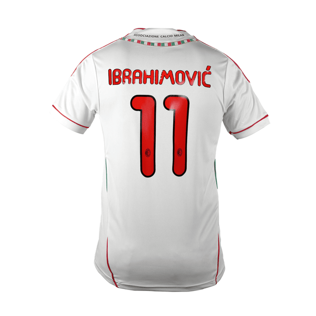 AC Milan 11/12 • Away