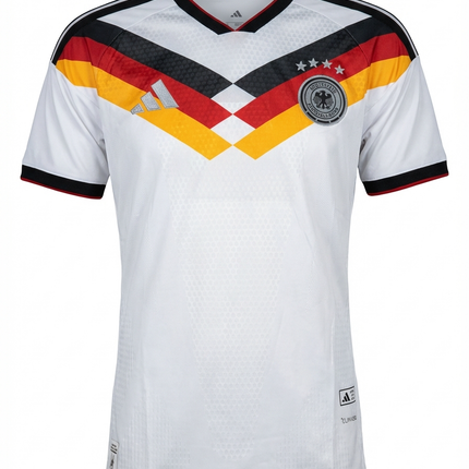 قميص برشلونة بمناسبة الذكرى المئوية