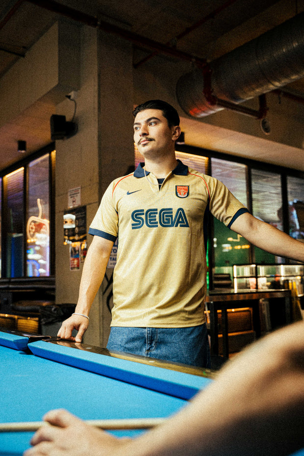 <h2>FOOTBALL KULT</h2>