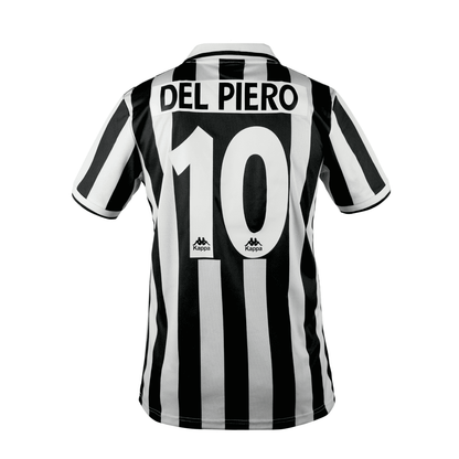 Juventus 96/97 • Home
