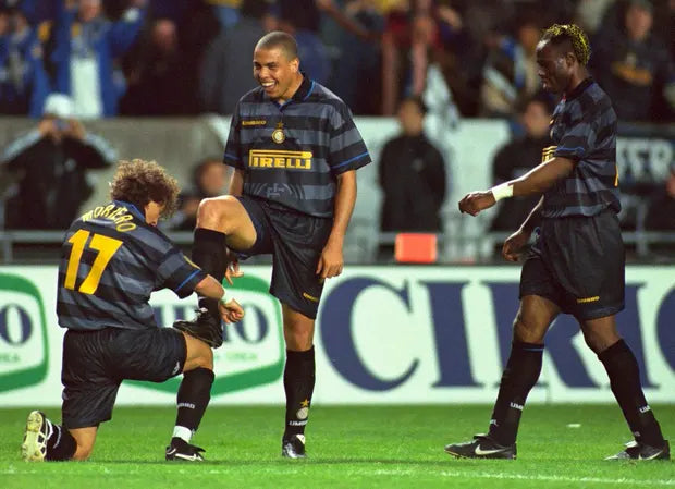 Inter Milan 97/98 • Third Kit